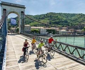 4-day cycling tour on ViaRhôna from Vienne to Valence